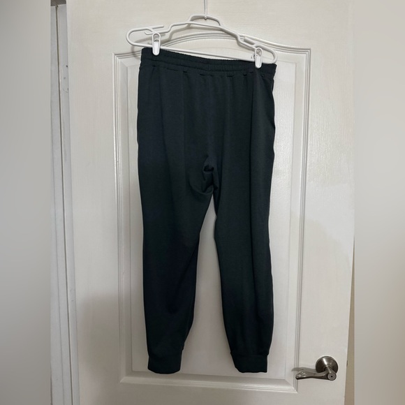 Vuori set performance jogger + daydream crew green/ black medium ✨ - Picture 5 of 13